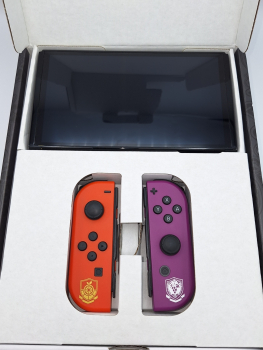 Nintendo Switch OLED Limited Karmesin & Purpur-Edition